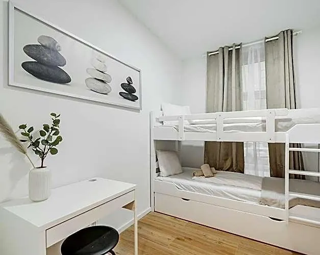 By Home2 Hostel Wien
